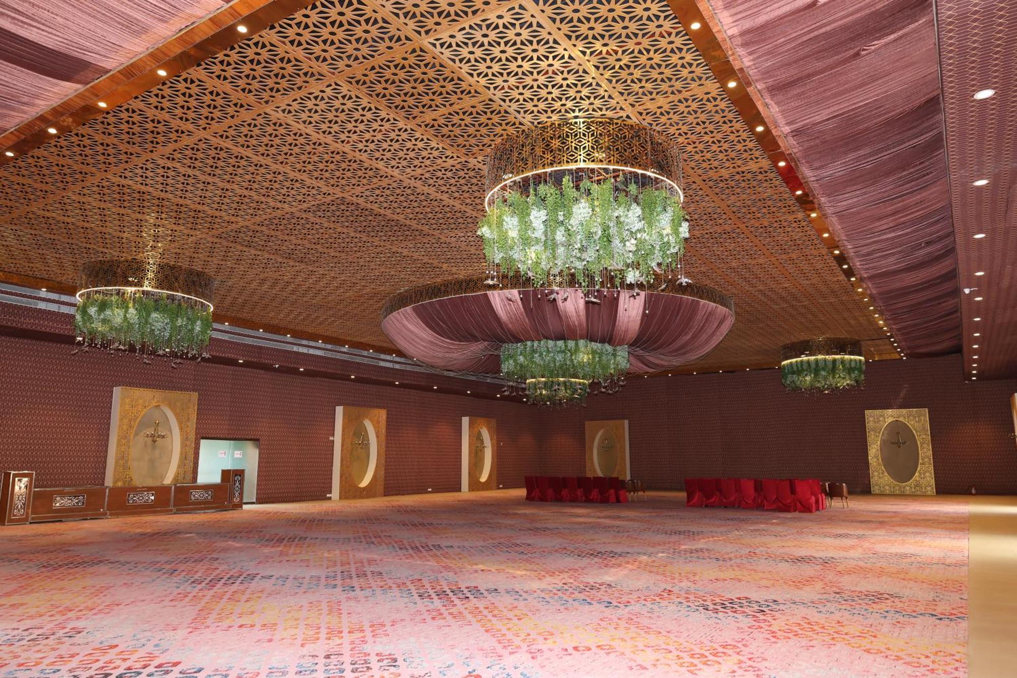 Afc Hotel Индор Екстериор снимка